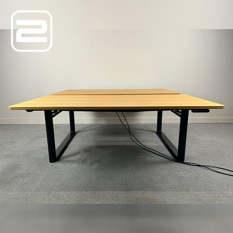 VITRA Elektrische Zit-Sta Dubbele Workbench B170xD160 - Hout / Zwart Hout / Zwart metaal U-poot / Frame