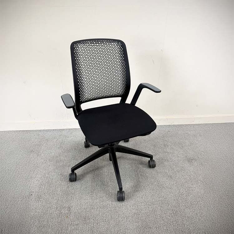 SEDUS SE:motion Bureaustoel - Zwart Stof / Zwart kunststof Voetkruis mt wielen