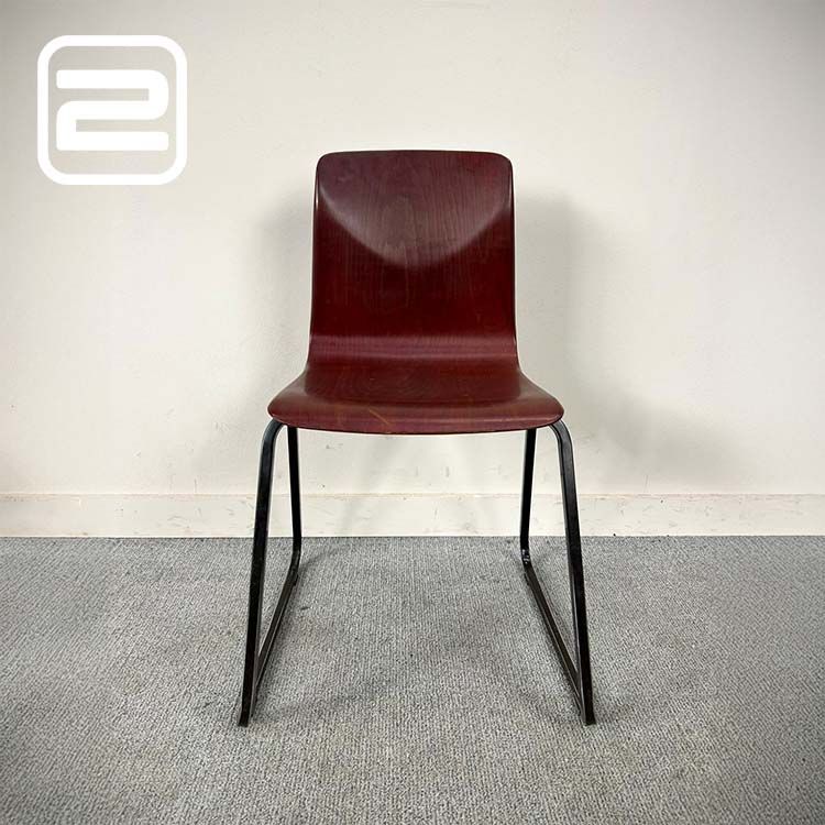 PAGHOLZ Kantinestoel Stapelbaar - Hout / Cherry Hout / Zwart metaal Sledepoot