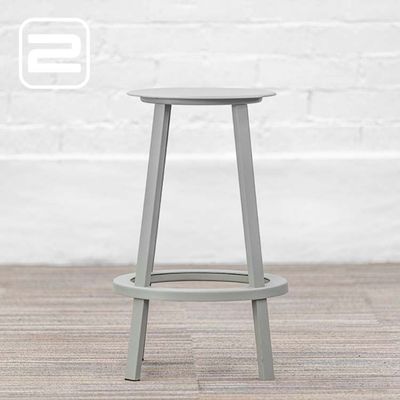 HAY Revolver Stool Barkruk laag - grijs metaal / wit hout vierpoot HAY Revolver Stool Barkruk laag - grijs metaal / wit hout vierpoot
