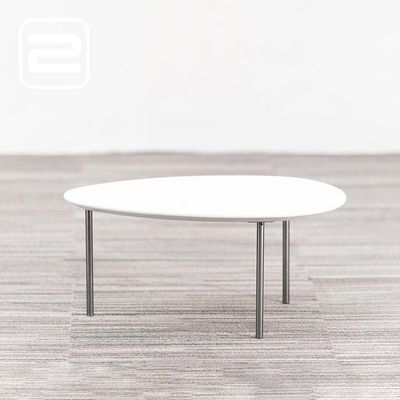 STUA Eclipse Salontafel Ellips design by Jon Gasca B55xD45xH25 - wit gelakt hout / chrome vierpoot STUA Eclipse Salontafel Ellips design by Jon Gasca B55xD45xH25 - wit gelakt hout / chrome vierpoot