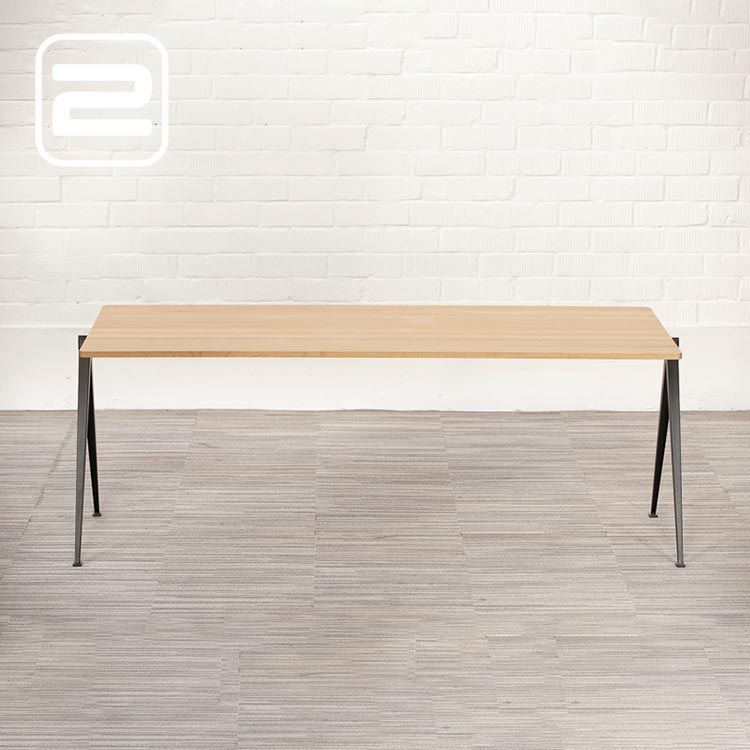 AHREND Pyramid Bureau design by Wim Rietveld B180xD90xH75 - eik hout / zwart metaal vierpoot
