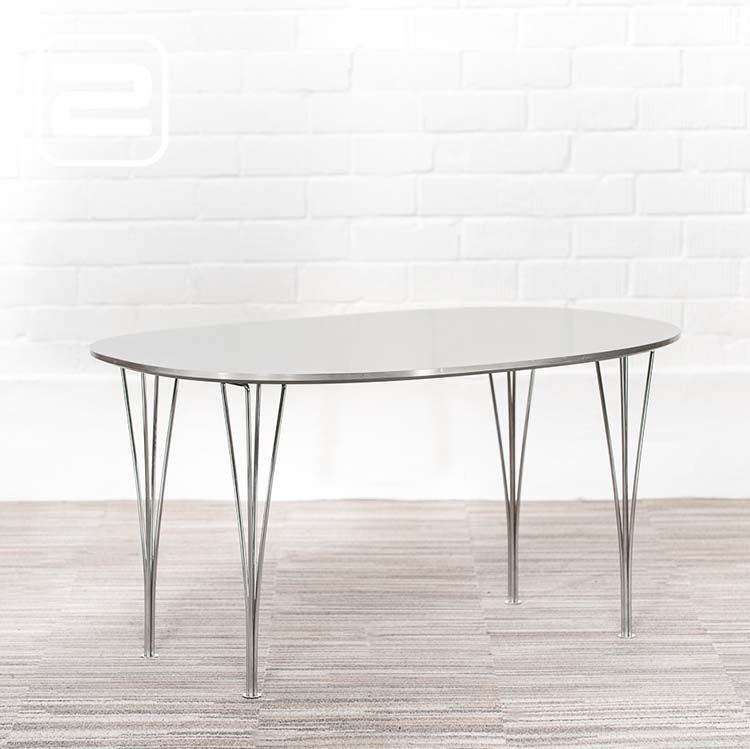 FRITZ HANSEN B613 Tafel Ovaal design by Piet Hein & Bruno Mathsson B135xD90xH70 - licht grijs / chrome vierpoot