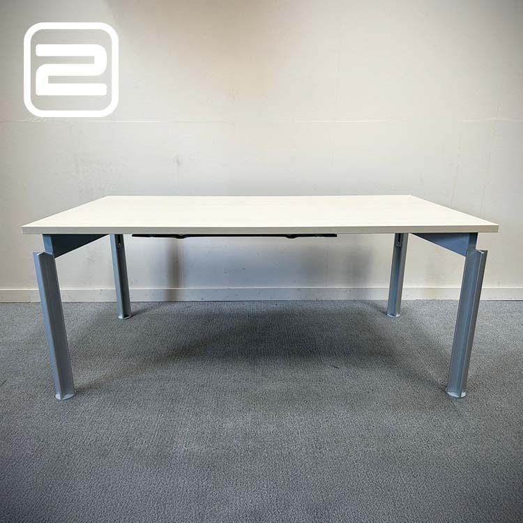 BULO H2O Serie 2 Bureau verstelbare B180xD90xH71-79 - esdoorn hout / alu vierpoot