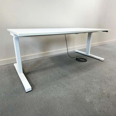 LINAK SYSTEM Elektrisch Zit-Sta Bureau B160xD80xH69-129 - Wit Melamine / Wit Metaal T-poot LINAK SYSTEM Elektrisch Zit-Sta Bureau B160xD80xH69-129 - Wit Melamine / Wit Metaal T-poot