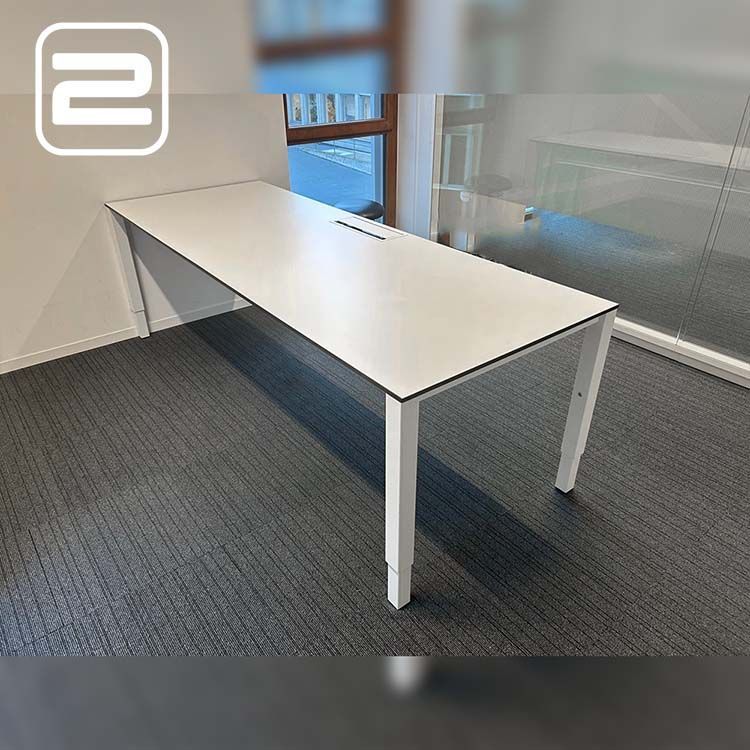 PAMI Bureau B240xD80xH62-84 - wit melamine / wit metaal vierpoot