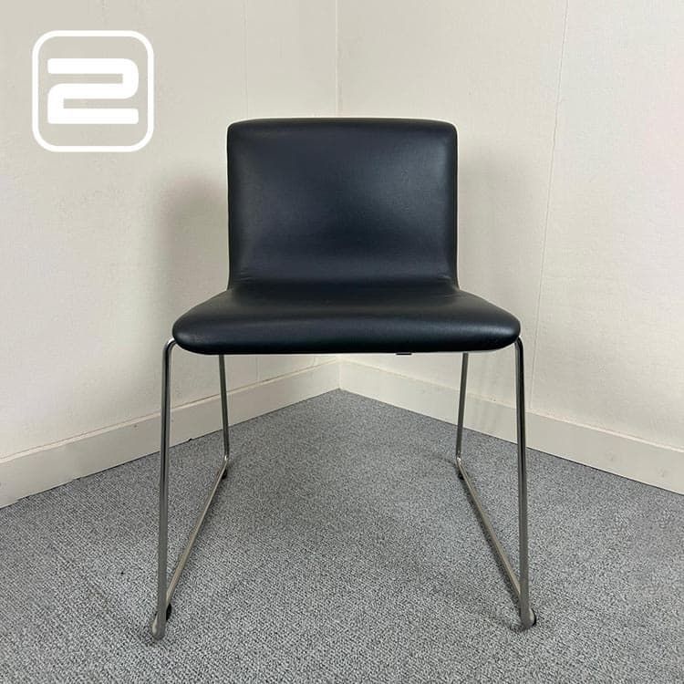 BULO Tab Ontvangststoel - Zwart / Wit Leer / Chrome Sledepoot