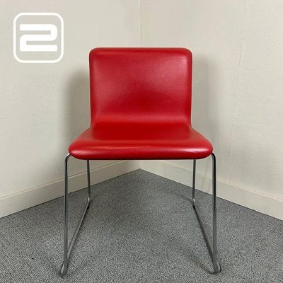 BULO Tab Ontvangststoel - rood / wit leder / chrome sledepoot
