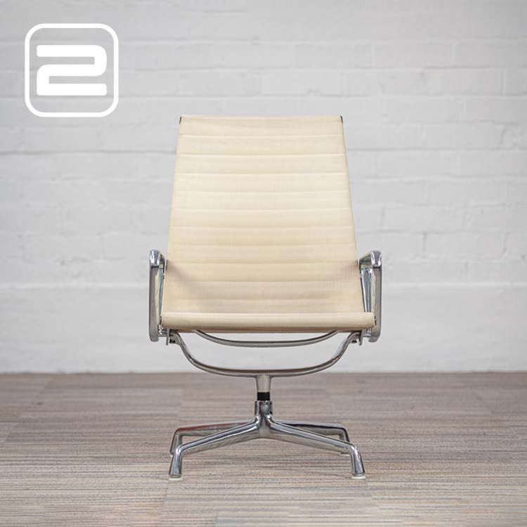 HERMAN MILLER EA116 - Vintage model jaren 70 Lounge zetel by Charles Ray Eames - Beige Stof / Chrome Sterpoot