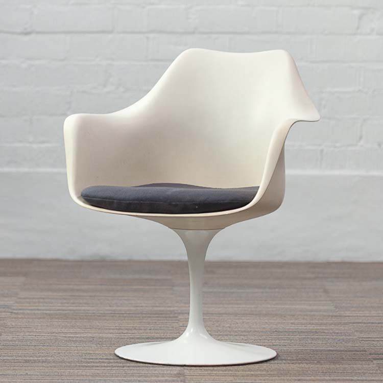 KNOLL Tulip Armchair vintage jaren 60 original Vergaderstoel designed by Eero Saarinen - Blauw / Wit kunststof Stof / Wit Metalen Centrale voet