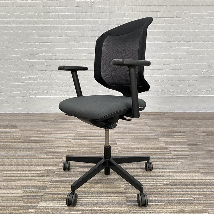 GIROFLEX 434 Bureaustoel - Grijs / Zwart Stof / Mesh / Zwart metalen Voetkr mt wielen