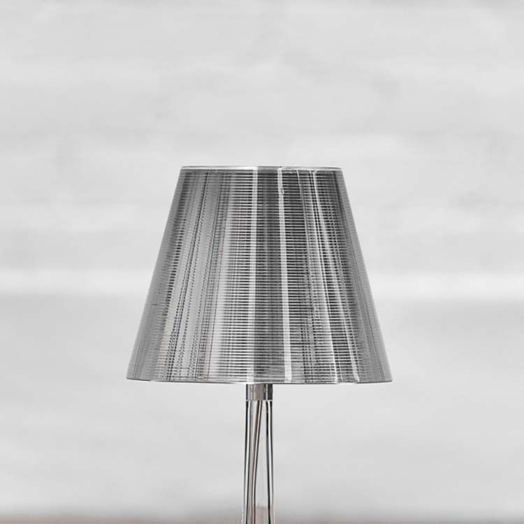 FLOS Miss K Tafel- Bureaulamp design by Philippe Starck B23xD23xH43 - zilver kunststof / kunststof Vloerplaat
