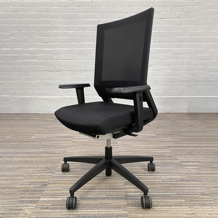 VIASIT Impulse Too Bureaustoel - zwart stof / mesh / zwart kunststof Kruisvoet