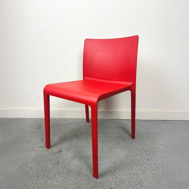 PEDRALI Volt Bezoekersstoel stapelbaar - rood kunststof / kunststof Vierpoot