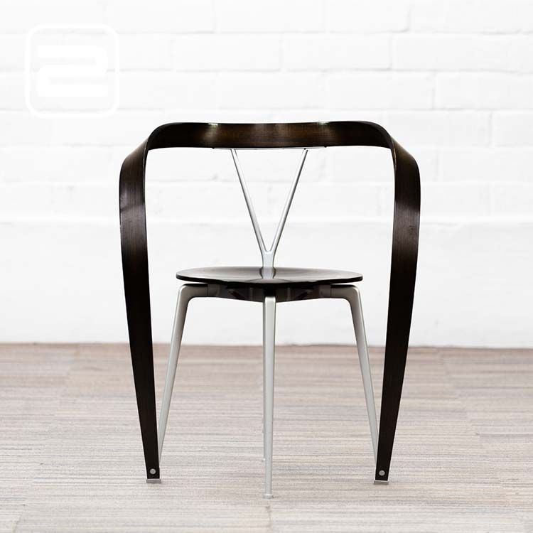 CASSINA Revers Chair Vergaderstoel design by Andrea Branzi - donkerbruin hout / grijs aluminium vierpoot