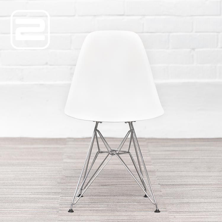 VITRA Eames Plastic Side Chair DSR Vergaderstoel design by Charles and Ray Eames - wit kunststof / chrome vierpoot