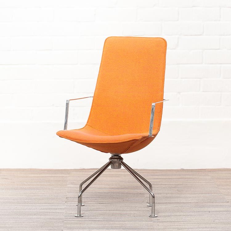 LAMMHULTS Comet Easy Chair Lounge Chair design by Gunilla Allard - oranje stof / chrome vierpoot