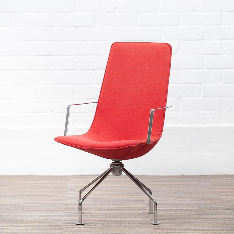LAMMHULTS Comet Easy Chair Lounge Chair design by Gunilla Allard - fuschia stof / chrome vierpoot