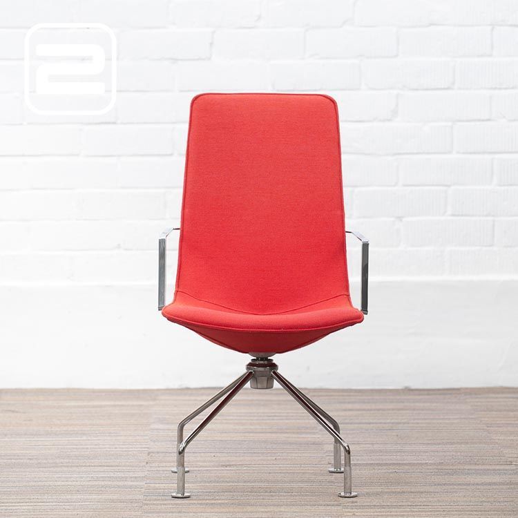 LAMMHULTS Comet Easy Chair Lounge Chair design by Gunilla Allard - fuschia stof / chrome vierpoot LAMMHULTS Comet Easy Chair Lounge Chair design by Gunilla Allard - fuschia stof / chrome vierpoot