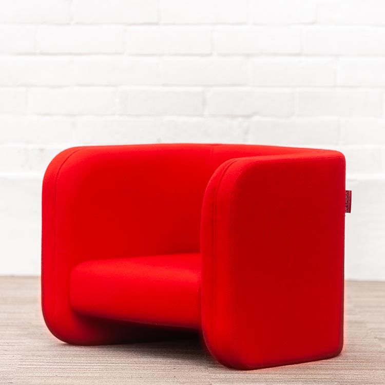 AHREND de Laura Armchair Omkeerbaar design by Laura Brussaard - rood stof / rood stof u-poot