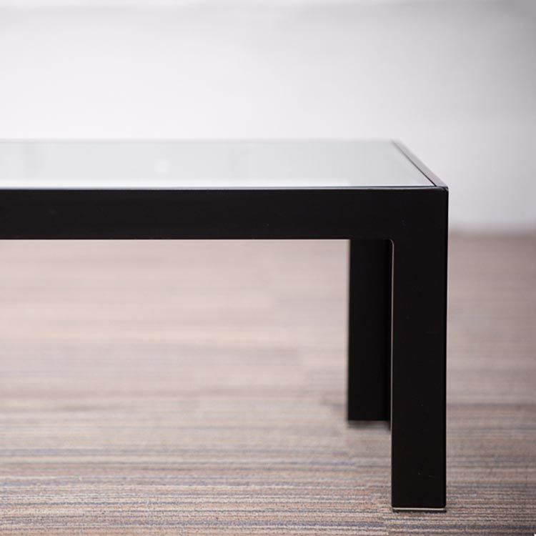 B&B ITALIA Salontafel design by Monica Armani B105xD50xH32 - transparant glas / zwart metalen vierpoot