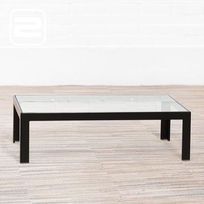 B&B ITALIA Salontafel design by Monica Armani B105xD50xH32 - transparant glas / zwart metalen vierpoot B&B ITALIA Salontafel design by Monica Armani B105xD50xH32 - transparant glas / zwart metalen vierpoot