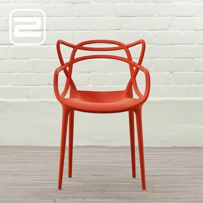 KARTELL Masters Chair Ontvangststoel design by Philippe Starck and Eugeni Quitllet - russet rood kunststof / russet rood kunststof vierpoot KARTELL Masters Chair Ontvangststoel design by Philippe Starck and Eugeni Quitllet - russet rood kunststof / russet rood kunststof vierpoot