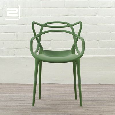KARTELL Masters Chair Ontvangststoel design by Philippe Starck and Eugeni Quitllet - salie groen kunststof / salie groen kunststof vierpoot KARTELL Masters Chair Ontvangststoel design by Philippe Starck and Eugeni Quitllet - salie groen kunststof / salie groen kunststof vierpoot