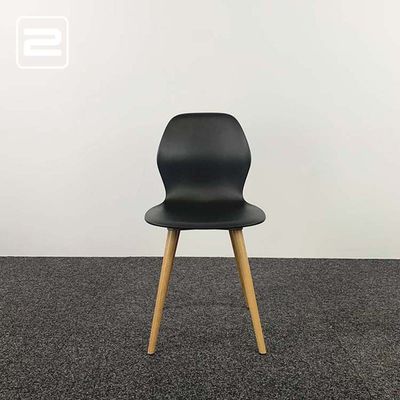 SEDUS Spot Bezoekersstoel - zwart kunststof / eik houten vierpoot