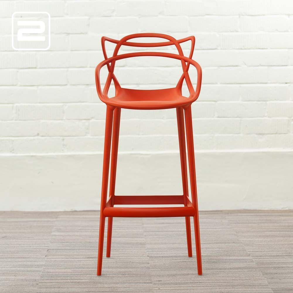 KARTELL Masters Stool Barkruk design by Philippe Starck and Eugeni Quitllet - russet rood kunststof / russet rood kunststof vierpoot