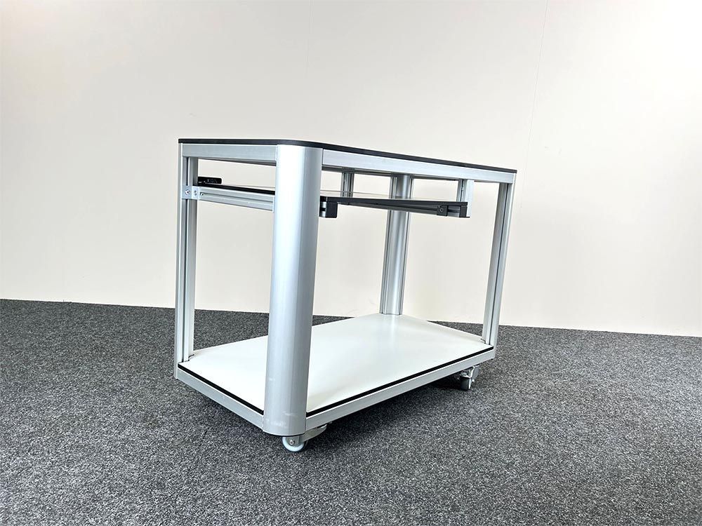 TRESPA Tafel B60xD115xH86 - grijs / aluminium vierpoot