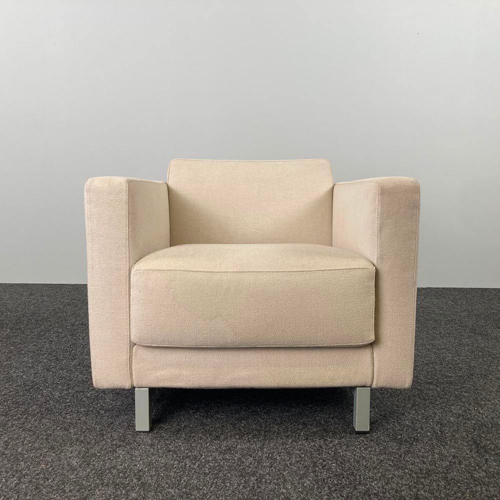 BALERI ITALIA Norman Armchair - beige stof / metaal vierpoot