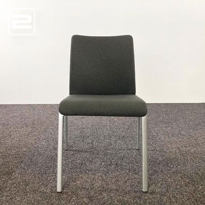 STEELCASE Eastside Vergaderstoel stapelbaar - verzwart groen / metaal vierpoot STEELCASE Eastside Vergaderstoel stapelbaar - verzwart groen / metaal vierpoot