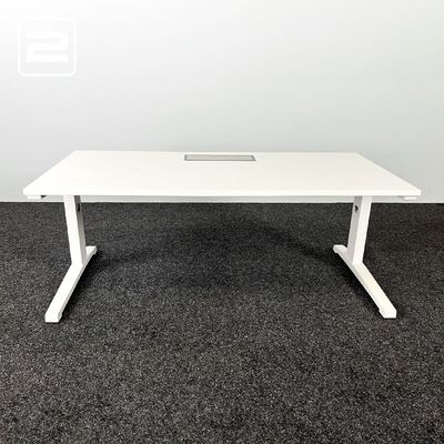 STEELCASE Bureau B160xD80xH65-85 - wit melamine / wit metaal t-poot