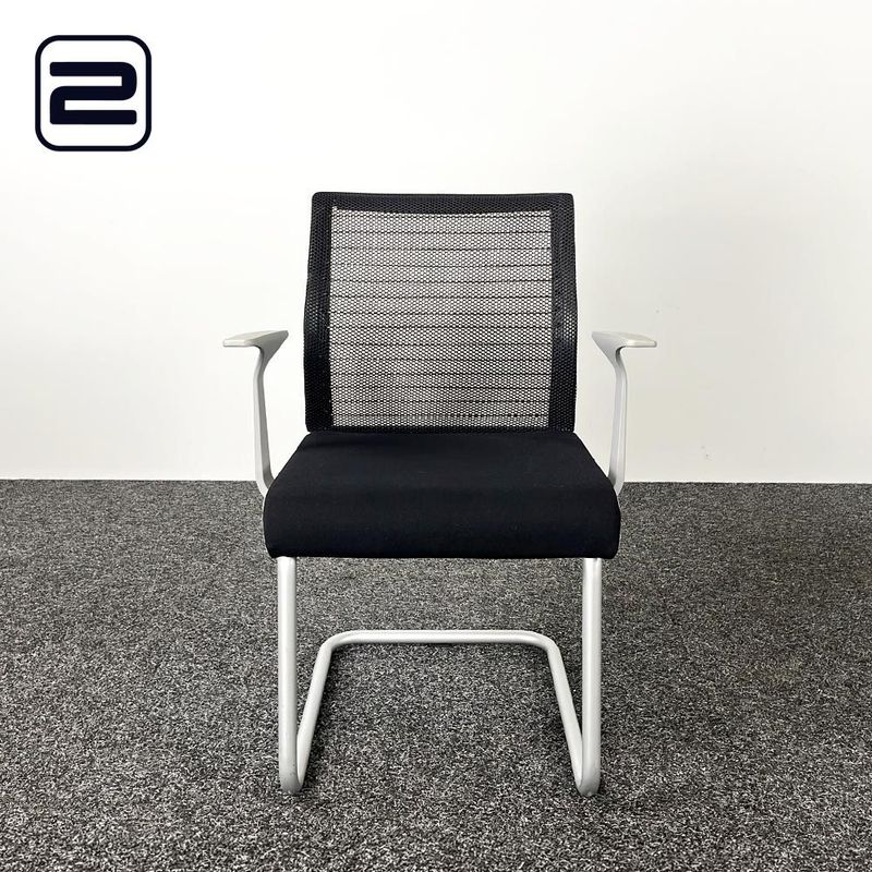 STEELCASE Think Vergaderstoel - zwarte stof / alu cantilever STEELCASE Think Vergaderstoel - zwarte stof / alu cantilever