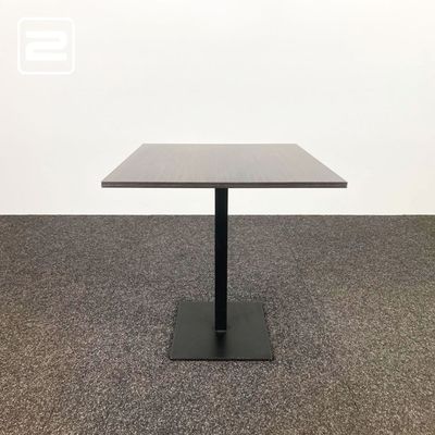 PEDRALI Kantinetafel Vierkant B69xD69xH75 - donkergijs melamine / zwart staal centrale poot
