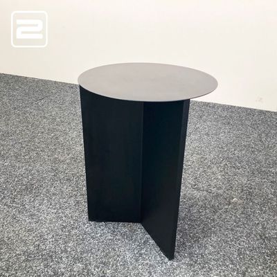HAY Slit Table Bijzettafel Rond B35xD35xH47 - zwart staal / zwart staal wandpoot HAY Slit Table Bijzettafel Rond B35xD35xH47 - zwart staal / zwart staal wandpoot