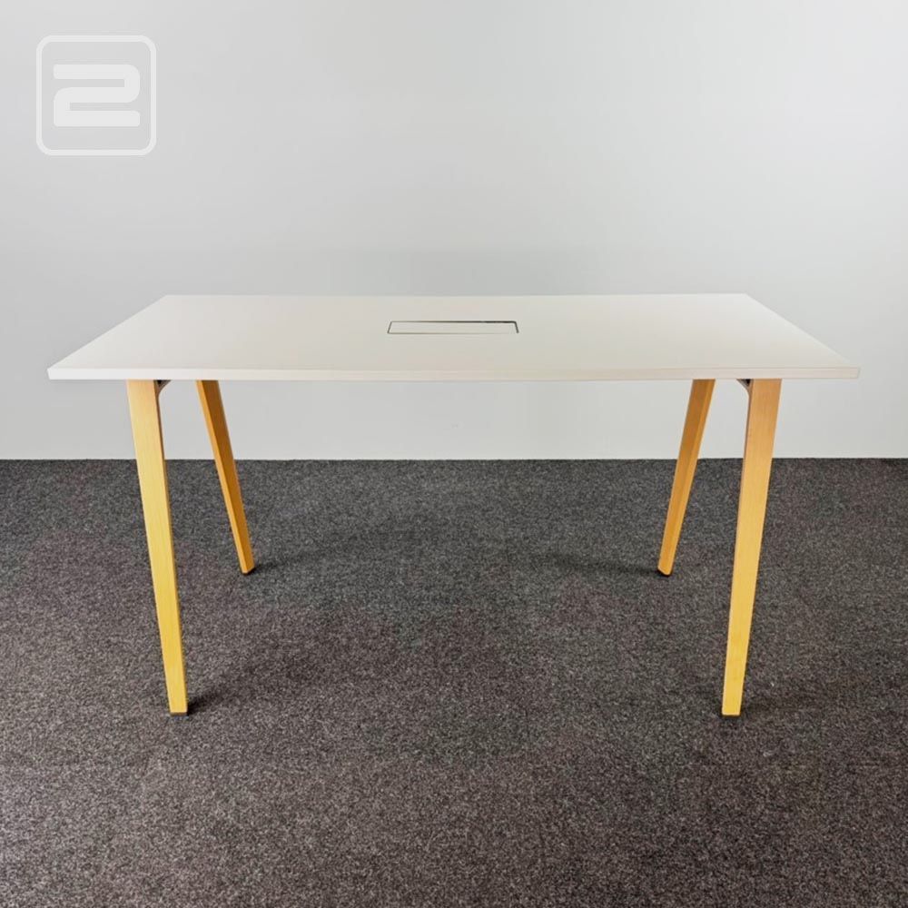 STEELCASE Vergadertafel B180xD80xH100, 5 - wit melamine / hout vierpoot STEELCASE Vergadertafel B180xD80xH100, 5 - wit melamine / hout vierpoot