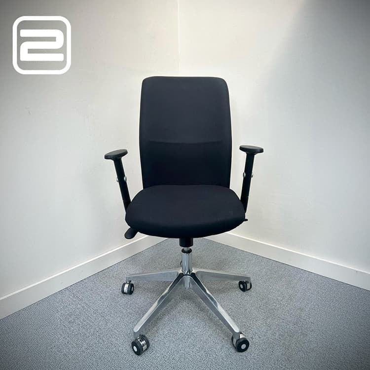 Bureaustoel - zwart stof / metaal kruisvoet Bureaustoel - zwart stof / metaal kruisvoet