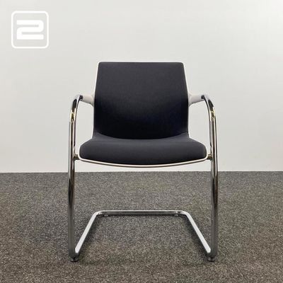 VITRA Unix Chair 127 Vergaderstoel design by Antonio Citterio - zwart stof / chrome cantilever VITRA Unix Chair 127 Vergaderstoel design by Antonio Citterio - zwart stof / chrome cantilever