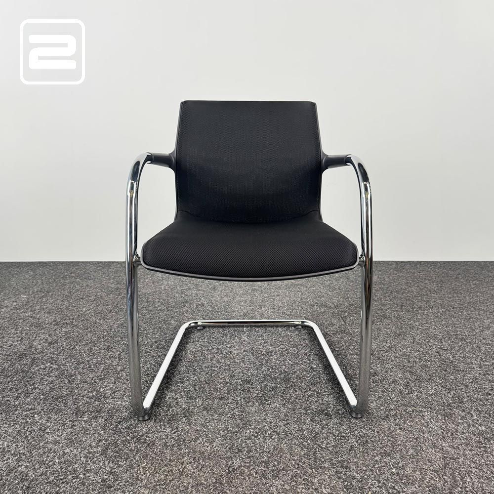 VITRA Unix chair Bezoekersstoel design by Antonio Citterio - zwart textiel / chrome VITRA Unix chair Bezoekersstoel design by Antonio Citterio - zwart textiel / chrome