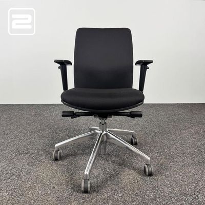Airgo Bureaustoel - zwart textiel / chrome sterpoot Airgo Bureaustoel - zwart textiel / chrome sterpoot