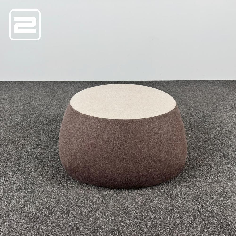 B&B ITALIA Fat Sofa ottoman Poef design by Patricia Urquiola B59-72xL59-72xH40 - bruin-beige textiel B&B ITALIA Fat Sofa ottoman Poef design by Patricia Urquiola B59-72xL59-72xH40 - bruin-beige textiel