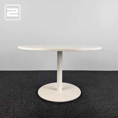 Bistrotafel Kantinetafel Rond B120xD120xH73 - wit melamine / wit metaal centrale poot Bistrotafel Kantinetafel Rond B120xD120xH73 - wit melamine / wit metaal centrale poot