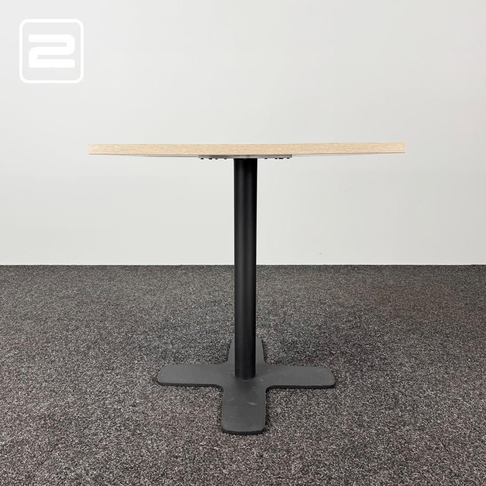Kantinetafel B70xD60xH75 - hout hpl / zwart metaal kruisvoet