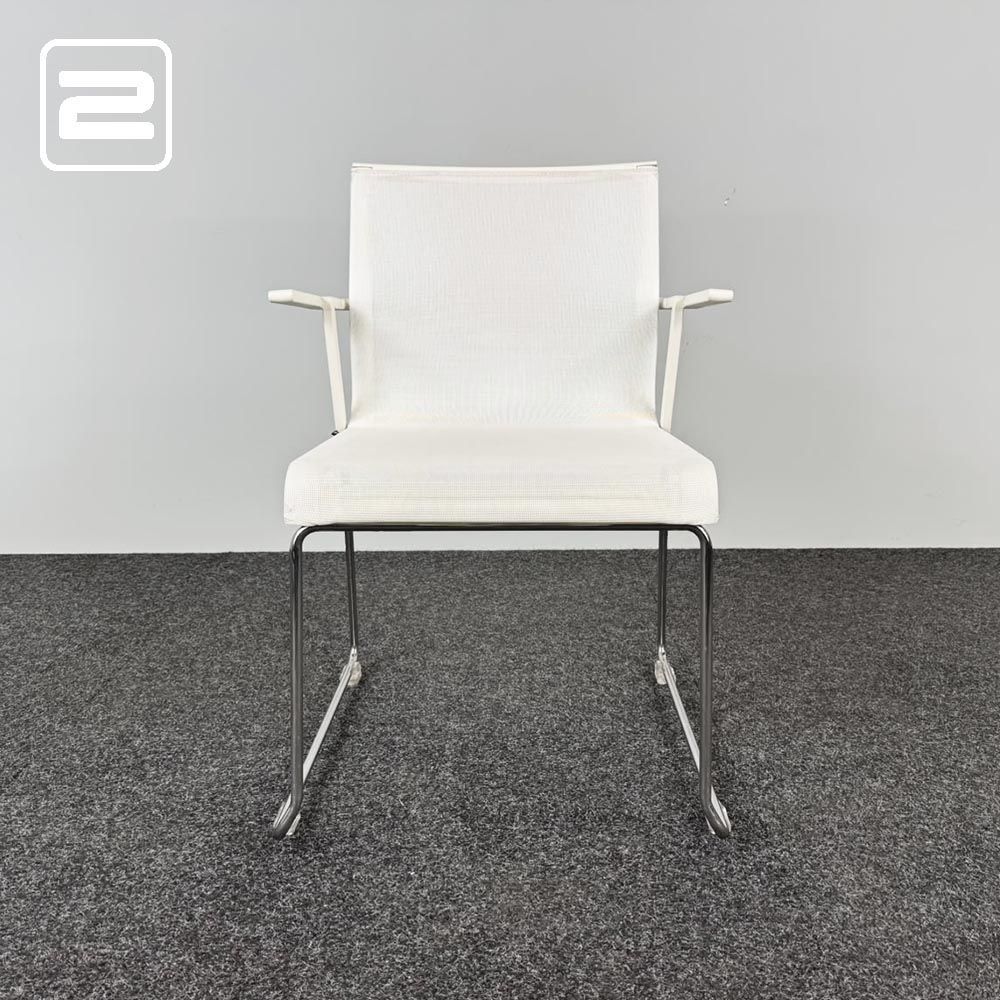 ICF Vergaderstoel stapelbaar - wit netweave / chrome sledepoot