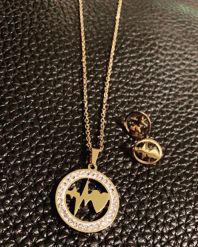 Heartbeat Necklace Set