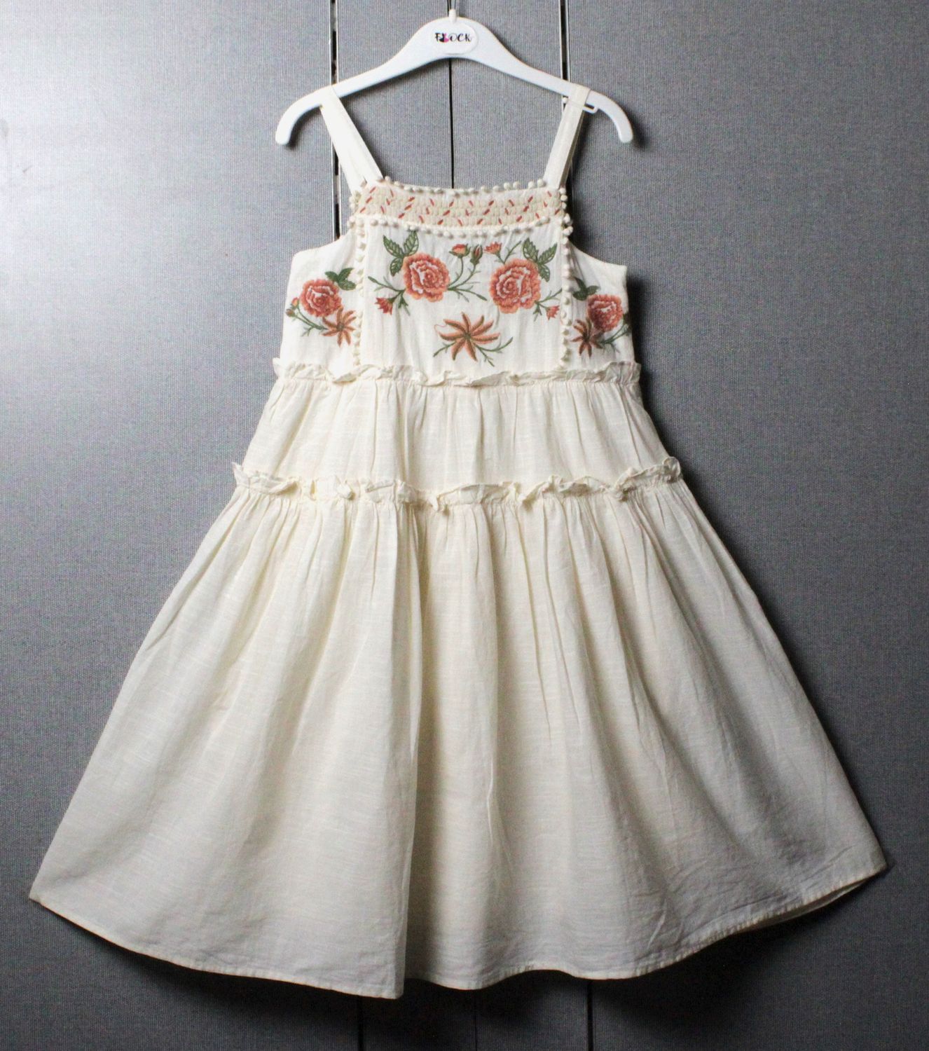 Emb cotton dress