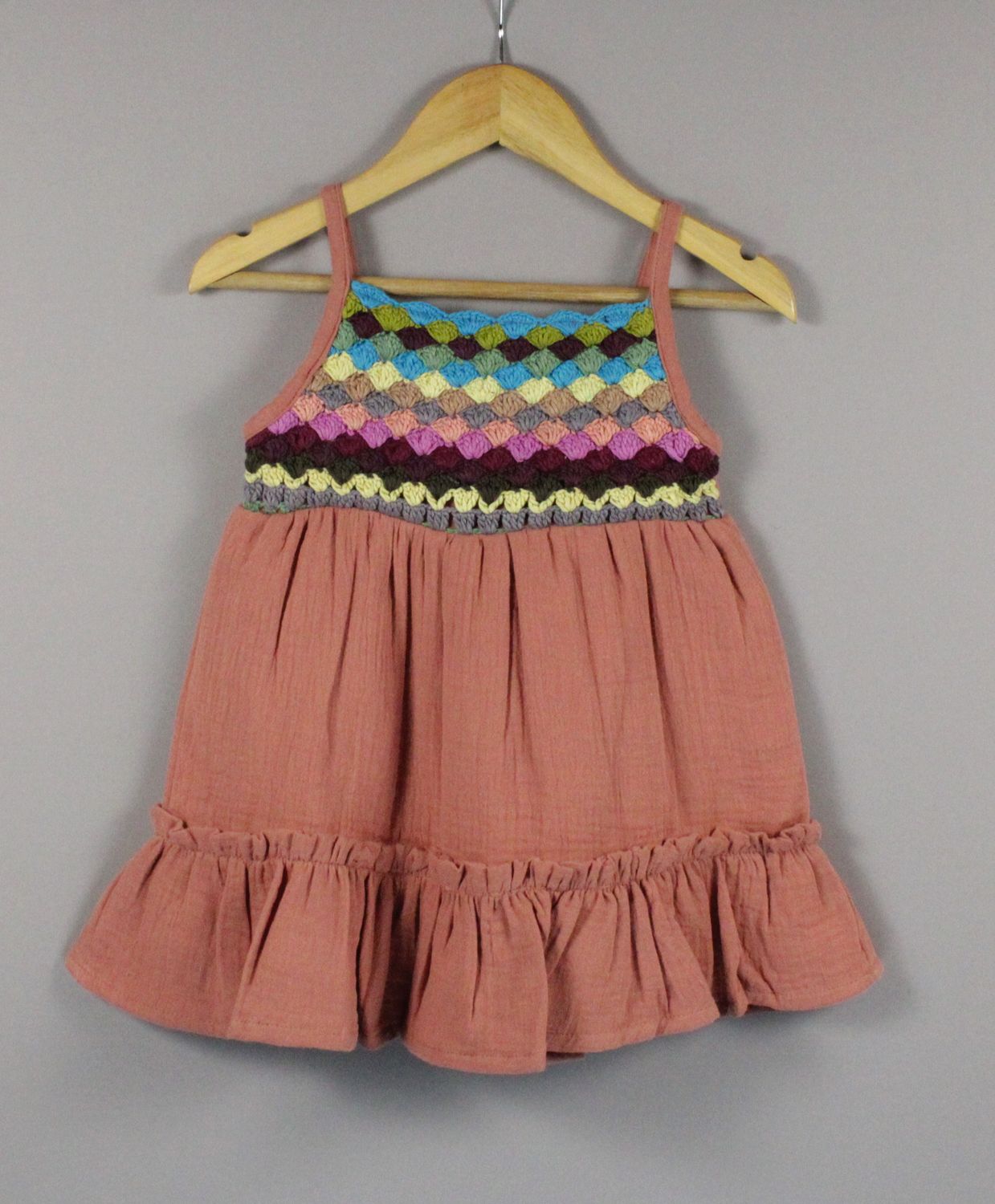 DRESS (1 to 6 years.)