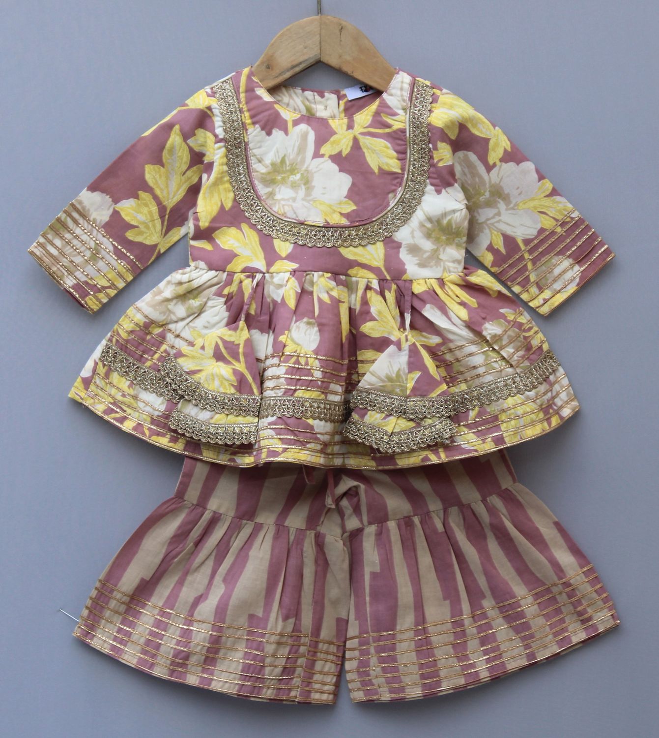 Floral Printed Ethnic Sharara Set with Potli Bag (months group)